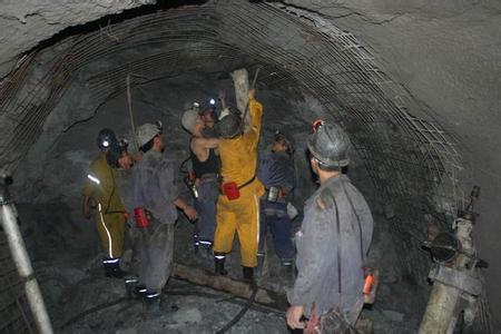 临颍工程爆破中的危险因素分析以及应对工程爆破危险的措施